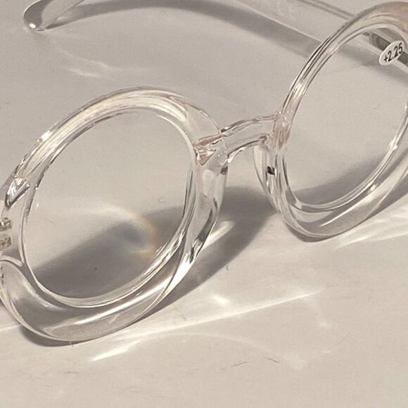 1061 Fern Oversized 2.25 Reading Glasses Readers Round Clear Frames NWT - Picture 7 of 9